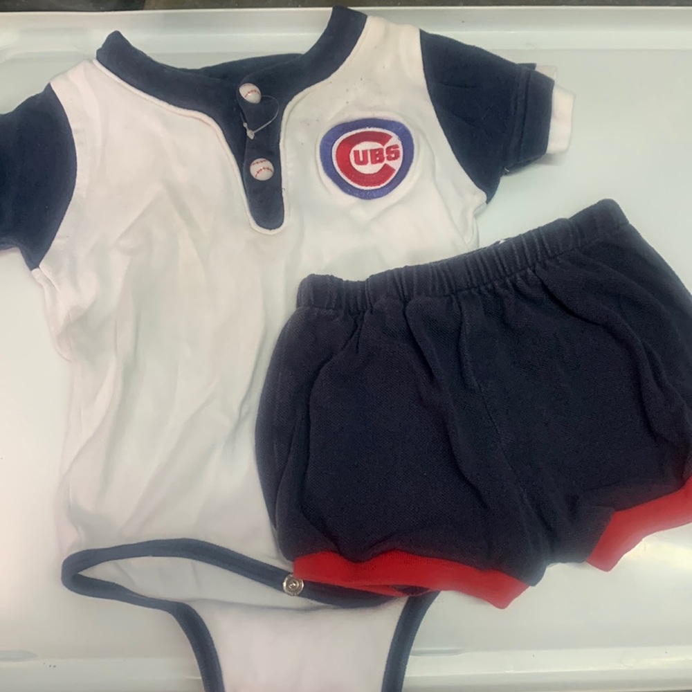 Major League Baseball “Cubs” 2piece set.  1225AL